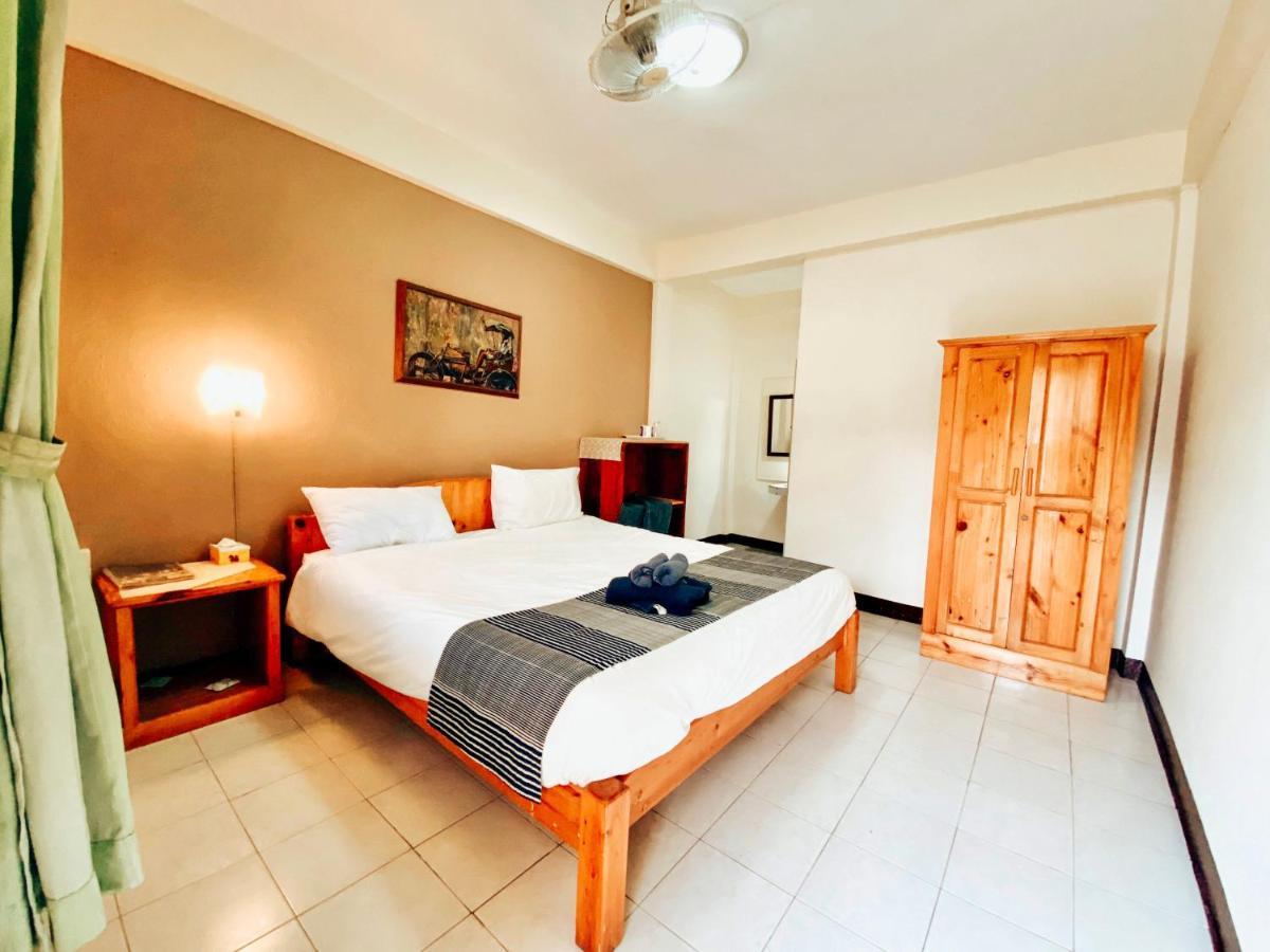 The Shire Guesthouse Chiang Mai Ngoại thất bức ảnh