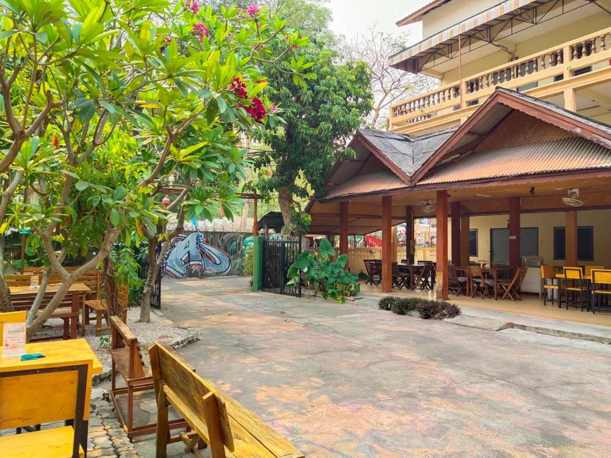 The Shire Guesthouse Chiang Mai Ngoại thất bức ảnh